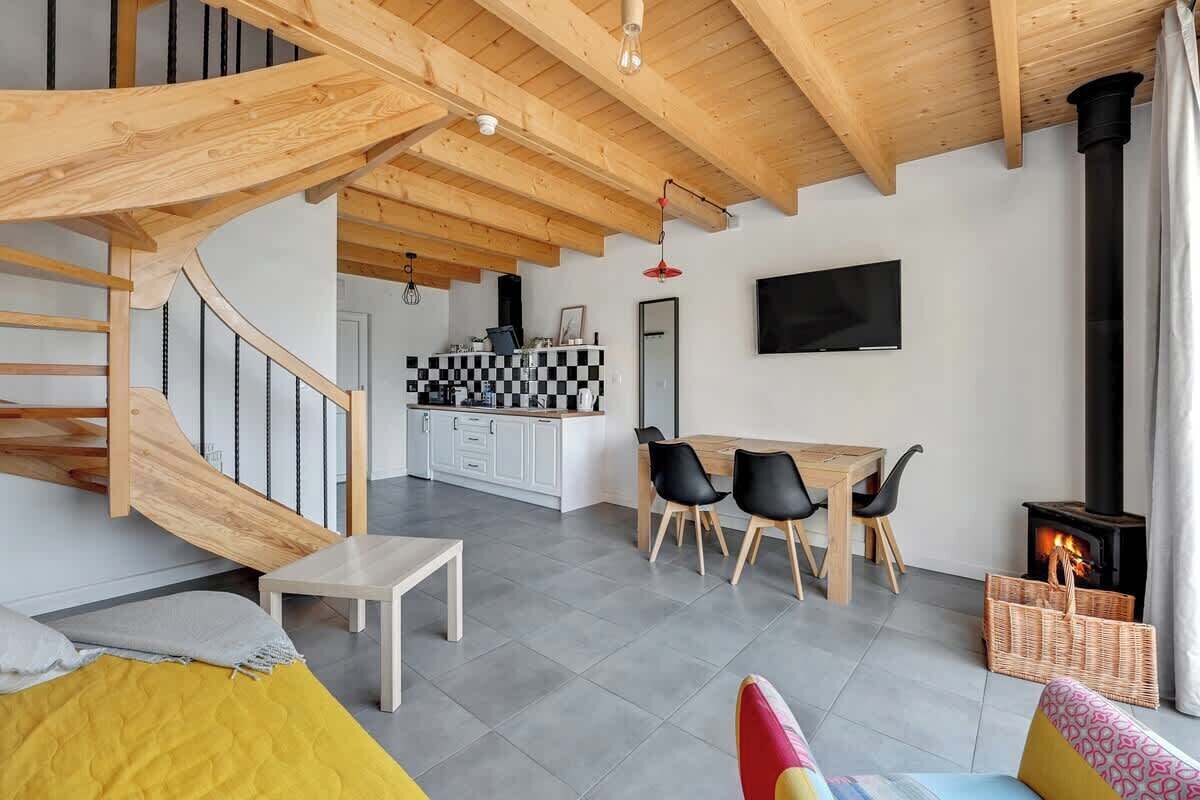 Fernseher, Kamin