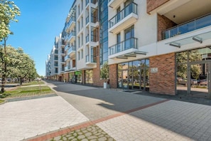 Exterior - City Center | Garden Gates B (Gdańsk)