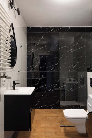 Shower, hair dryer, shampoo - Vistula View — Riva Verona | Parking (Kraków)
