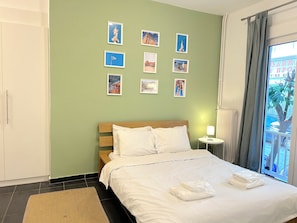 Room - Cozy Studio Near City Center I Walk to Metro (Athina)