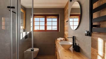 Dusche, Haartrockner, Shampoo