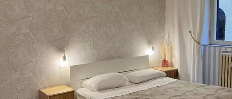Chambre Double | Fer et planche à repasser, Wi-Fi gratuit
