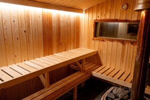 Spa - Upfront Holiday Accommodation (Penrith)