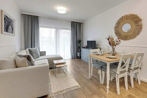 TV - Nadmotławie A23 | Riverside & Gym (Gdańsk)