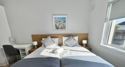 Luxury By The Coast 6