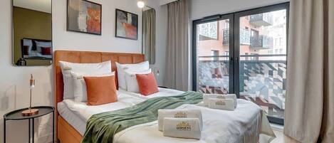 Bügeleisen/Bügelbrett, Reisekinderbett, WLAN, Bettwäsche
