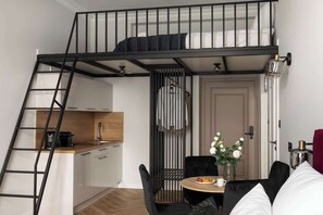 Iron/ironing board, travel cot, WiFi, bed sheets - Charm & Chic Studio 33.4 | Main Old Town & Planty (Kraków)