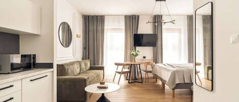 Iron/ironing board, travel cot, WiFi, bed sheets