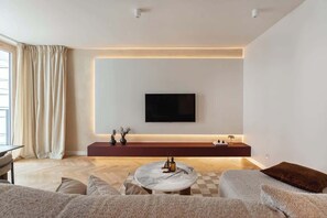 TV, offices - Chmielna Duo | TOP Location | Parking (Warszawa)