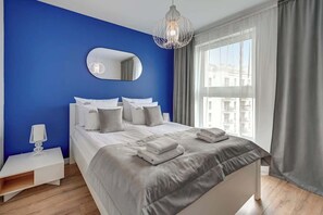 Bügeleisen/Bügelbrett, Reisekinderbett, WLAN, Bettwäsche