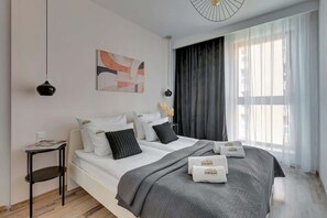Bügeleisen/Bügelbrett, Reisekinderbett, WLAN, Bettwäsche