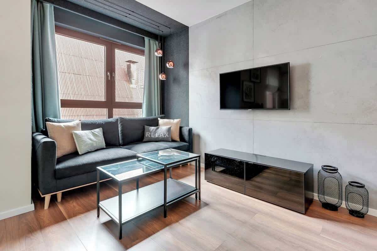 TV, offices