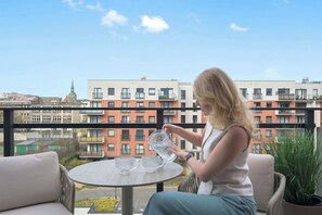 Outdoor dining - Nowa Grobla with Balcony | Family Stay (Gdańsk)