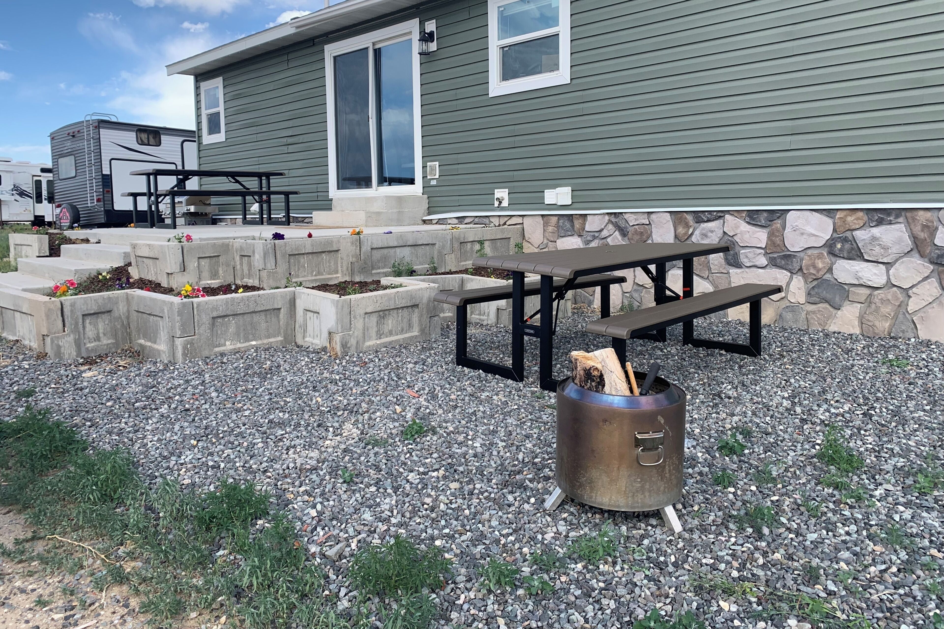 Outdoor dining
