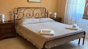 Classic Double Room, Garden View (Dianora)