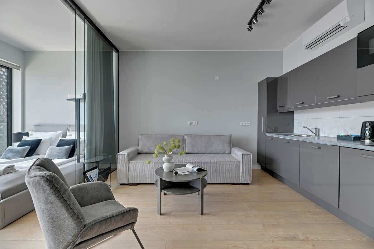 TV, offices