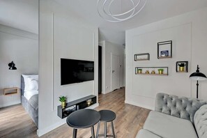TV, offices - Nadmotławie B12 | Riverside & Gym (Gdańsk)