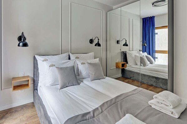 Iron/ironing board, travel cot, WiFi, bed sheets - Nadmotławie B12 | Riverside & Gym (Gdańsk)