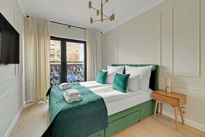 Bügeleisen/Bügelbrett, Reisekinderbett, WLAN, Bettwäsche