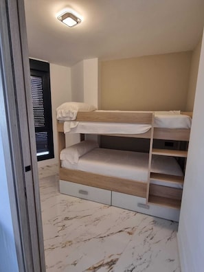 Room - Vrbo Property (Marín)