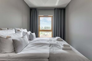 Bügeleisen/Bügelbrett, Reisekinderbett, WLAN, Bettwäsche