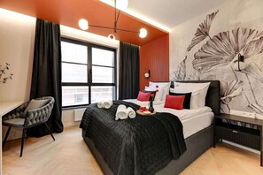 Iron/ironing board, travel cot, WiFi, bed sheets - Doki D100 | Gdańsk Shipyard & Foodhall | Parking (Gdańsk)