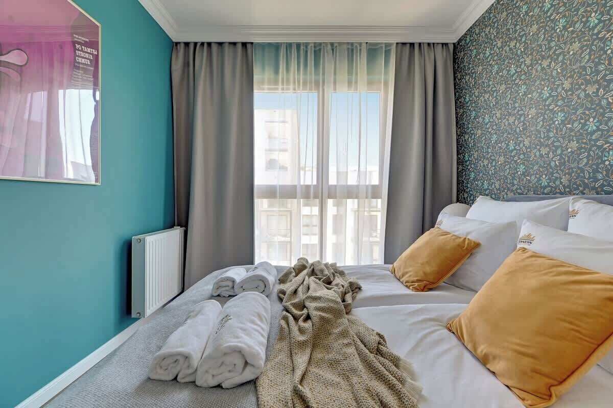 Bügeleisen/Bügelbrett, Reisekinderbett, WLAN, Bettwäsche