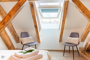Bügeleisen/Bügelbrett, Reisekinderbett, WLAN, Bettwäsche