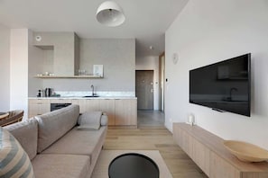 TV