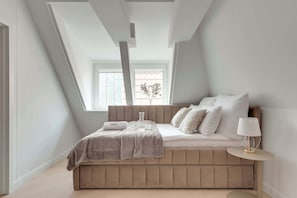 Bügeleisen/Bügelbrett, Reisekinderbett, WLAN, Bettwäsche