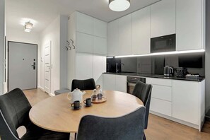Coffee/tea maker, fridge, oven, stovetop - Granaria B21 | Perfect location (Gdańsk)