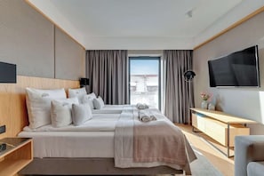 Bügeleisen/Bügelbrett, Reisekinderbett, WLAN, Bettwäsche