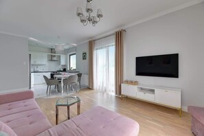 TV - Morenova | Comfortable Stay (Gdańsk)