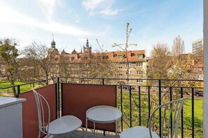 Outdoor dining - Old Town | Stolarska Studio (Gdańsk)