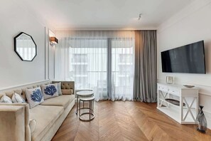 TV - Brabank Glamour | Riverside & Balcony | Parking (Gdańsk)