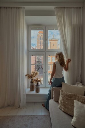 TV - Pure White | Best View & Location | Długa Street (Gdańsk)