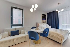 Interior - Scala 5 with Balcony | City Center (Gdańsk)