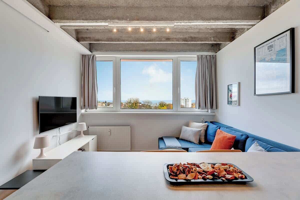 TV, offices