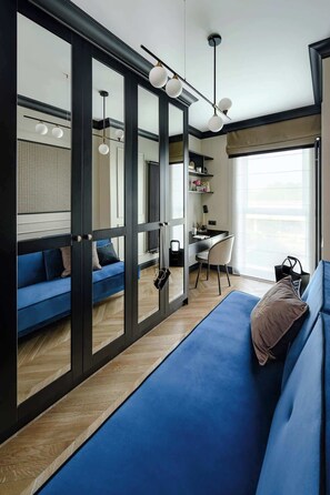 TV, offices - Tarasy Bałtyku 73 | Seaside | Billard, Sauna & Gym (Gdańsk)