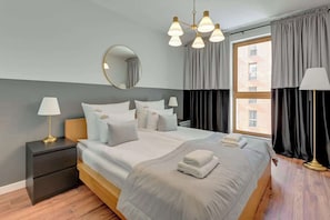 Bügeleisen/Bügelbrett, Reisekinderbett, WLAN, Bettwäsche