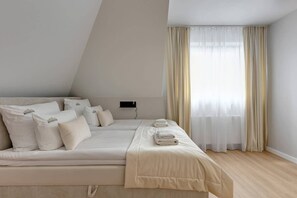 Bügeleisen/Bügelbrett, WLAN, Bettwäsche