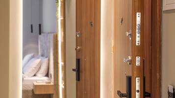 Chambre Double Confort, balcon, vue ville