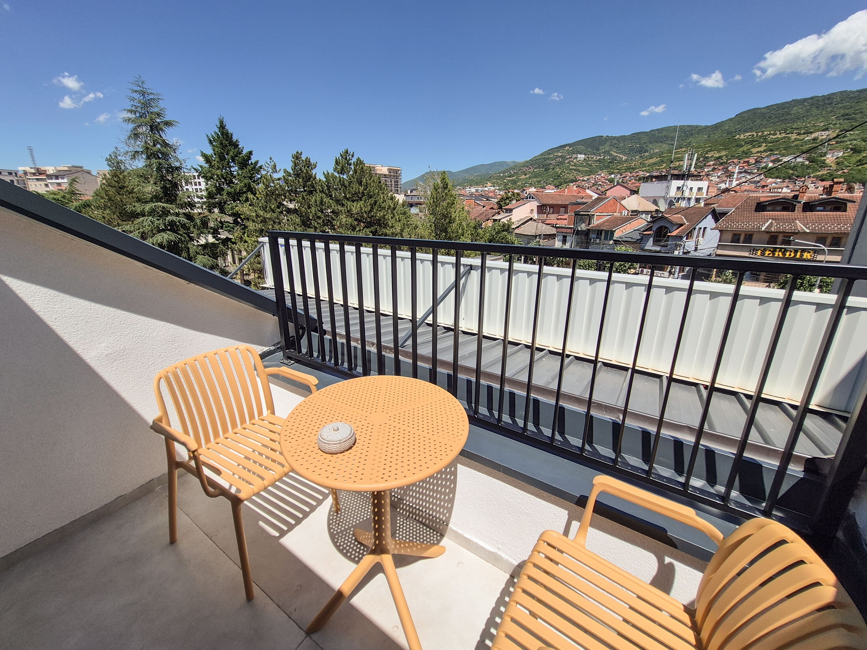 Comfort appartement, balkon, uitzicht op stad | Terrein van de accommodatie