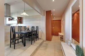 Dining - Gdynia | 800 metres to the beach | City Centre (Gdynia)