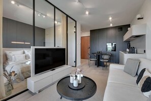 Fernseher