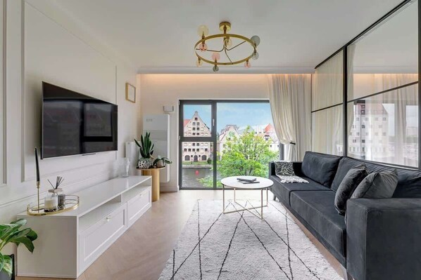 TV - Rezydencja Wintera 1 | River View (Gdańsk)
