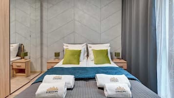 Bügeleisen/Bügelbrett, Reisekinderbett, WLAN, Bettwäsche