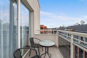 Property grounds - Sadova 23 with Balcony | City Center (Gdańsk)