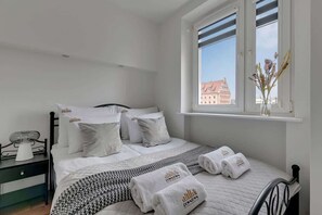 Bügeleisen/Bügelbrett, Reisekinderbett, WLAN, Bettwäsche