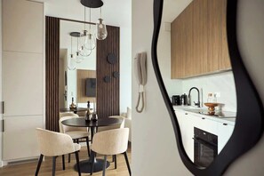 Coffee/tea maker, fridge, oven, stovetop - Granaria D504 | Riverview (Gdańsk)